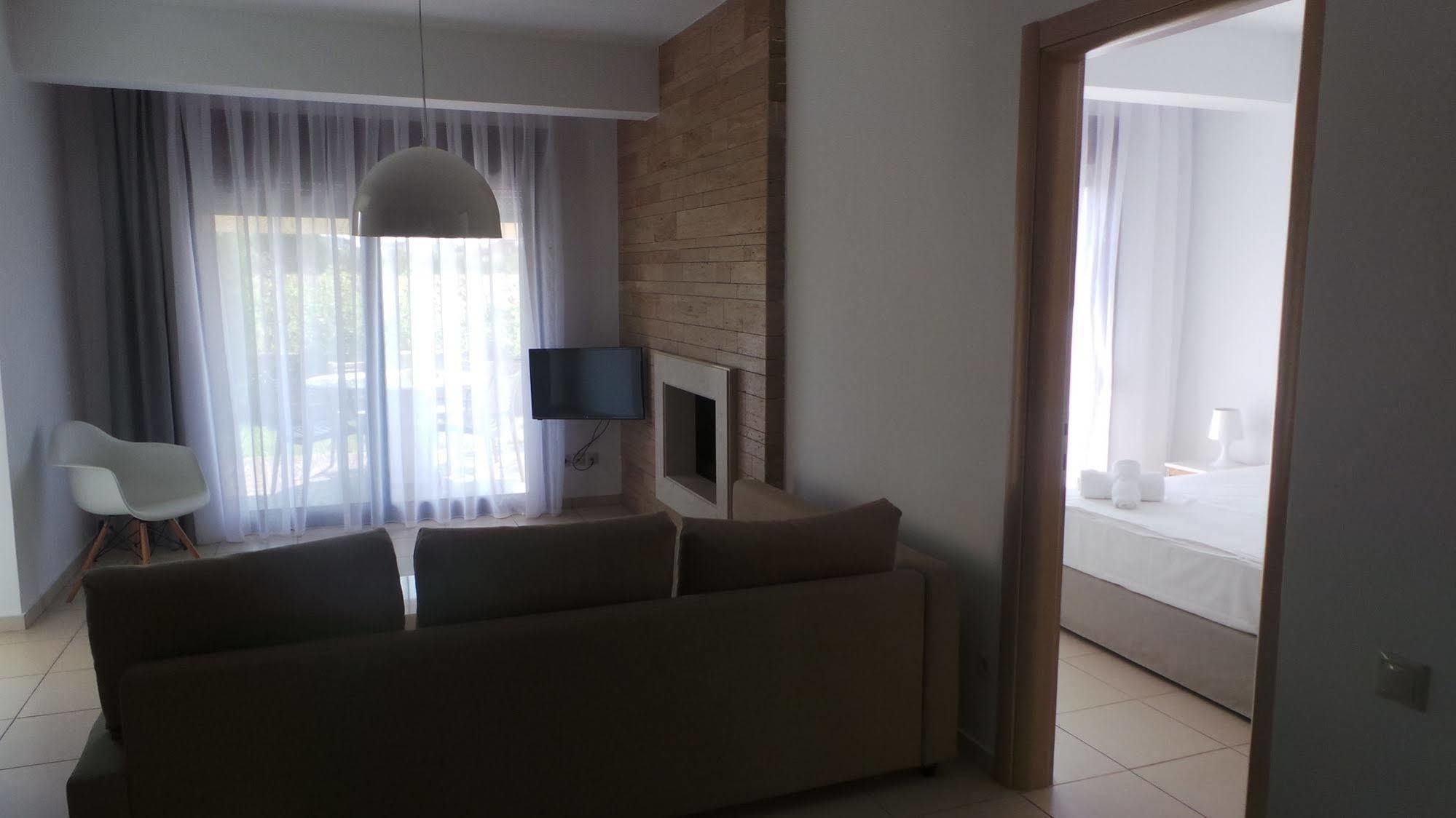 Niovi Boutique Apartments Afytos Dış mekan fotoğraf
