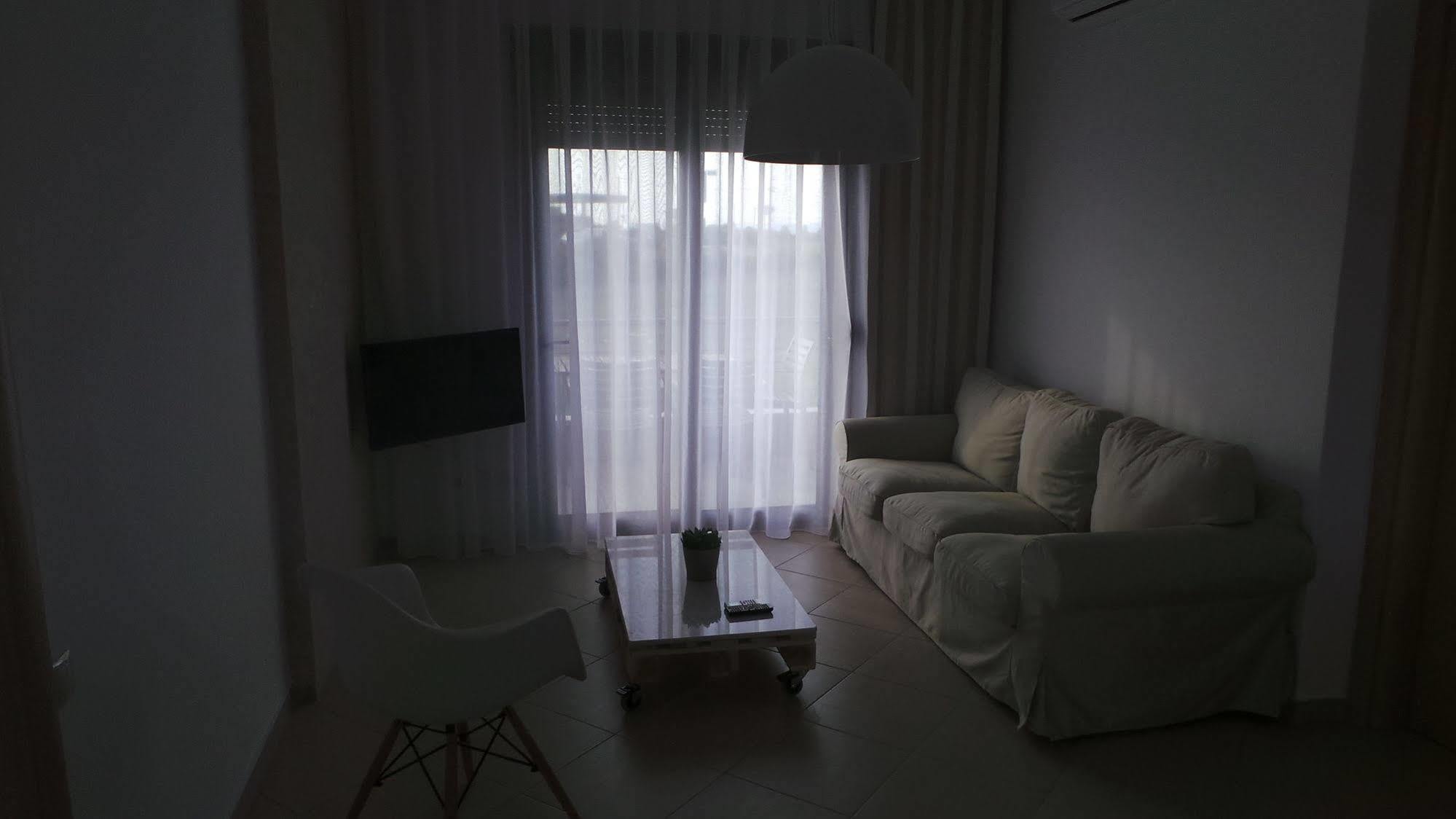 Niovi Boutique Apartments Afytos Dış mekan fotoğraf