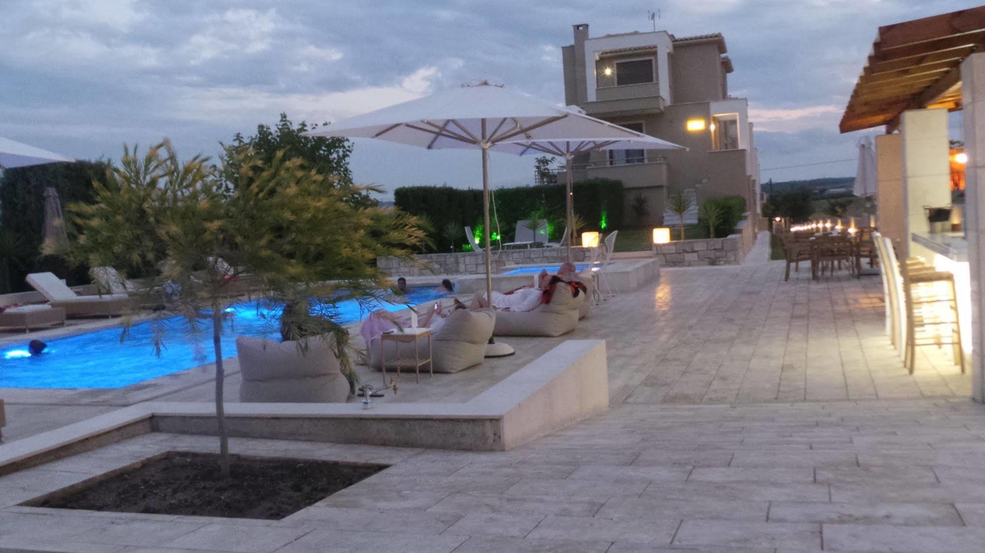 Niovi Boutique Apartments Afytos Dış mekan fotoğraf